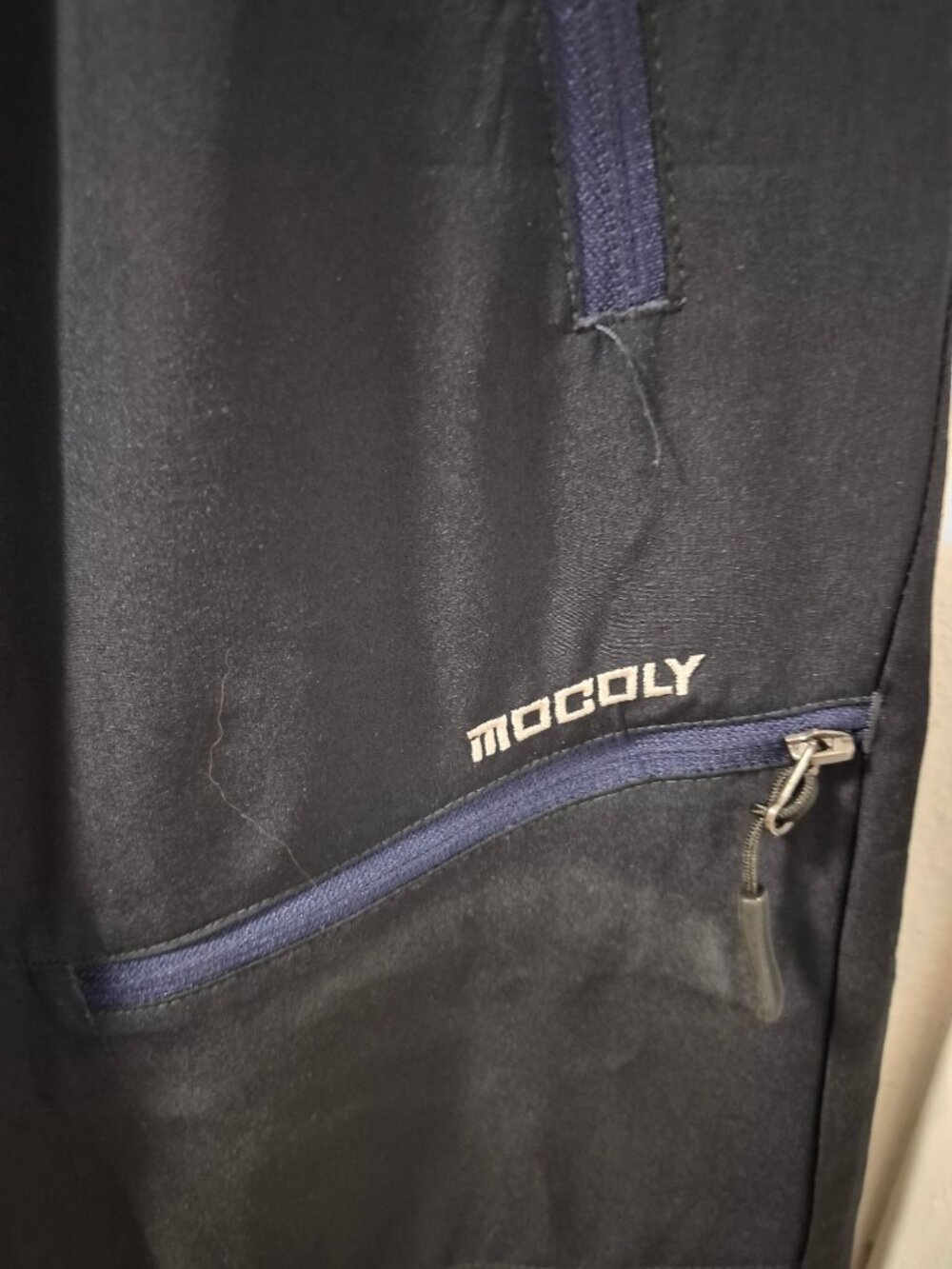 Mocoly Women Black Quick-Dry Capri Pants Zipper Pockets Size L Lightweight - Picture 3 of 6